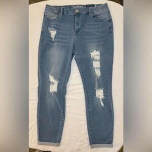 NWT Resfeber Women's Distressed Skinny Boyfriend Jeans Stretch Capri Sz 16 32x27